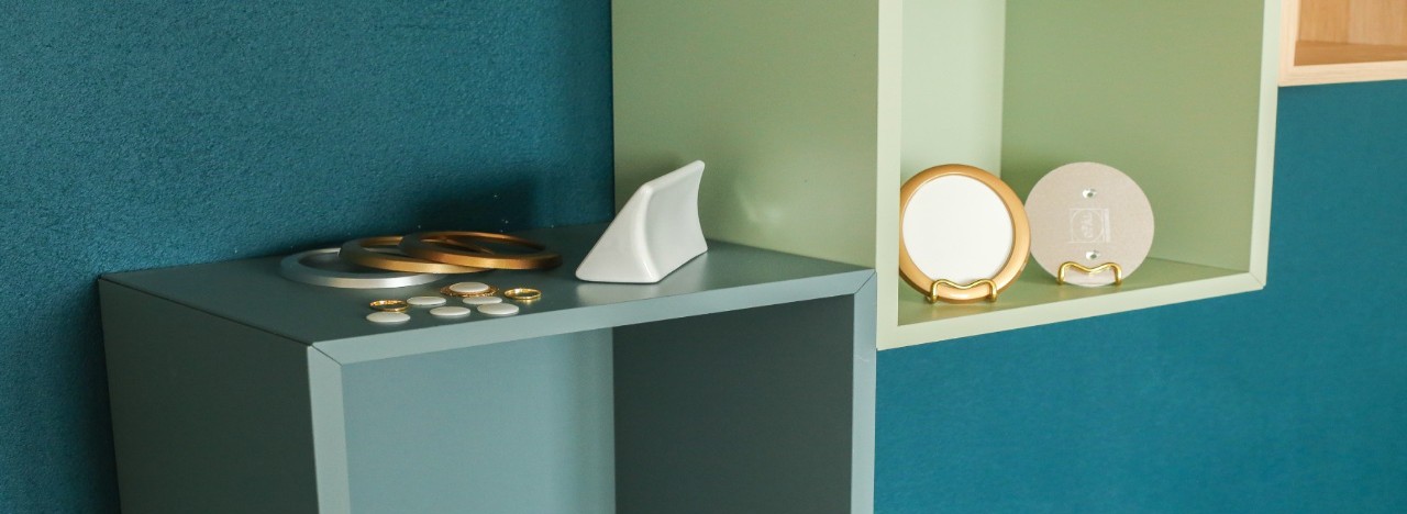 Medallions and accessories